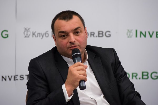 
	Цветомир Досков, изпълнителен директор, Сирма Бизнес Консултинг
