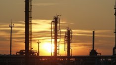 Добивът на петрол в Русия може и да намалее, ако цените останат ниски