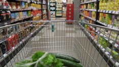 Продажбите на дребно в САЩ растат със стабилни темпове