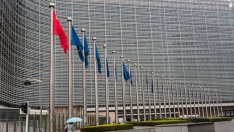 Китай ще намали вноса на хибридни превозни средства в ЕС