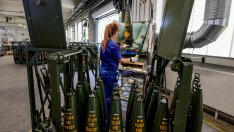 Най-големият завод за муниции в Европа отваря врати след леко забавяне