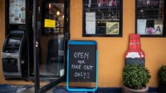 Трета поредна седмица на наплив към бюрата по труда в САЩ