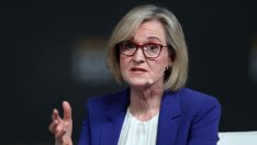 ЕС отлага въвеждането на ключови правила от Базел III с една година