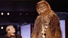 След смъртта на Кари Фишър Walt Disney се изправя пред дилема