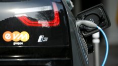 Какво се случва с изчерпаните батерии на електромобилите?