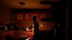 Венецуела се бори да запази светлината