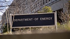 САЩ отпускат 3 млрд. долара за 25 проекта за производство на батерии