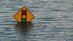 Пазарите се движат на ръба на геополитическа пропаст