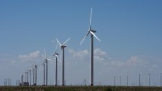 Новата соларна и вятърна енергия вече е конкурентна на въглищата и природния газ