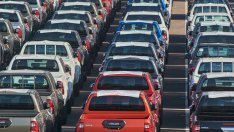 Продажбите на Toyota достигат нов рекорд за втори пореден месец