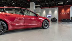 Свиването на пазарния дял на Tesla в Китай подчертава проблемите пред компанията