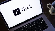 Microsoft добавя AI моделите на xAI в своя облак