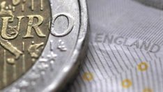 Британският паунд продължи да търси дъно