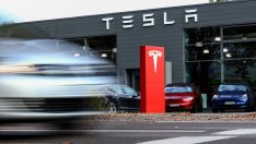 Продажбите на Tesla в Европа спадат до 15-месечно дъно