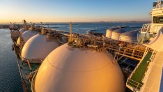 Новак: Почти целият износ на руски петрол тази година е отишъл за Китай и Индия