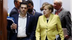 Меркел увери Ципрас, че подкрепя Гърция в справянето с проблема с имигрантите