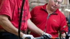 General Motors открива нови 2500 работни места