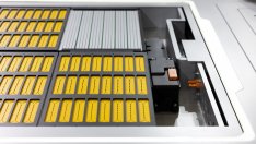 Печалбата на LG Energy разочарова пазарите заради охладеното търсене на електромобили