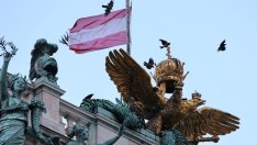 Капанът на корупцията: Как Европа направи крайната десница велика отново