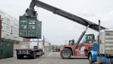 Търговският дефицит на България расте с близо 33% на годишна база през първото тримесечие