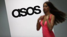 Силните празнични продажби донесоха възстановяване на ASOS