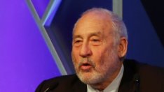 Стиглиц: Икономическата политика на Тръмп е замислена за свръхбогатите