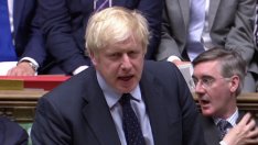  Джонсън загуби вота срещу противниците на твърд Brexit