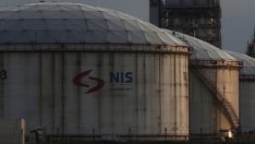 Петролът поевтинява с нарастването на колебанията за рестарта на икономиката*