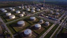 Barclays: Петролните запаси ще се стабилизират през следващите два-три месеца