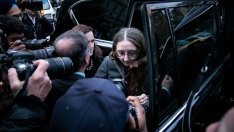 Бившата приятелка на Банкман-Фрийд го обвини, че я е подтиквал към престъпления