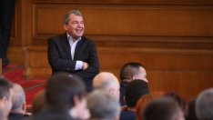 „Има такъв народ“: Политически отговорно е да има кабинет