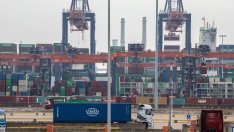 Еврозоната и ЕС остават с търговски излишък през септември