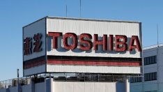 Toshiba обмисля продажбата на миноритарен дял от подразделението си за чипове