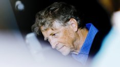 Бил Гейтс: САЩ трябва да помогнат на бедните страни за снабдяване с ваксина