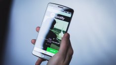 Основателите на Spotify не са готови да се разделят с контрола над компанията