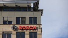 Bosch обмисля оферта за придобиване на Whirlpool