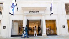Burberry понижи прогнозите си за печалбата за втори път за три месеца