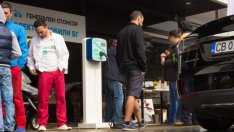 Българска компания ще продава произведени у нас зарядни станции за електромобили