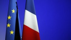 Европейският съюз даде още 2 години на Франция да свие дефицита си