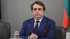 Редакциите на Бюджет 2024 залагат 2,4 млрд. лв. по-малко в приходната част