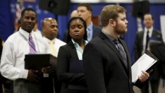 Частният сектор в САЩ добавя 298 хил. работни места през февруари