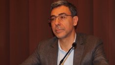 Проф. Д. Вълчев: Дебатът не е за нова Конституция, а за мандата на ГЕРБ