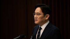 Лидерът на Samsung се сблъсква с нови обвинения в съда