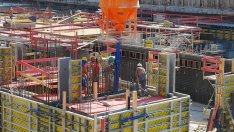 БВП на човек от населението в България е с 45% по-нисък от средното за ЕС