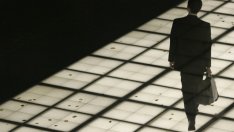 Графика на деня: Местни играчи доминират М&A пазара в България