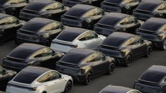 Tesla разпуска екипа, разработил суперкомпютъра Dojo, ще разчита на външни партньори