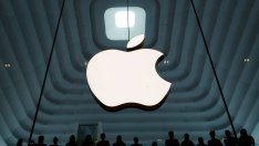 Apple избегна глоба от регулаторите в ЕС и отвори технологията си за мобилни портфейли
