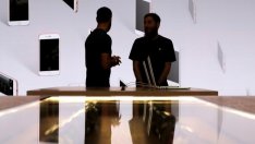 Apple купува стартъп за изкуствен интелект