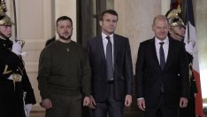 Различни времена, различни формати: Необичайната среща на върха в Париж