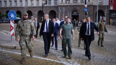 Зеленски: Всички оръжия, които имате, няма да ви стигнат, ако трябва да воювате с Русия